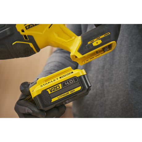 Stanley utensili elettrici sega alternativa stanley sfmcs311m1t-qw | v20 | 18v| incl. Batteria e caricabatterie da 4,0 Ah - sfmcs311m1t-qw