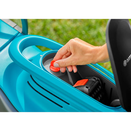 Gardena powermax 30 18v p4a leggere batteria per tosaerba incl. caricabatterie 18 V larghezza di taglio max. 300 mm