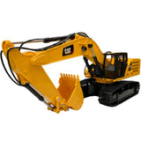 Carrera 1:24 RC Cat 336 Escocator