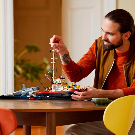 Idee Lego: giocattoli per la costruzione delle mascelle (21350)