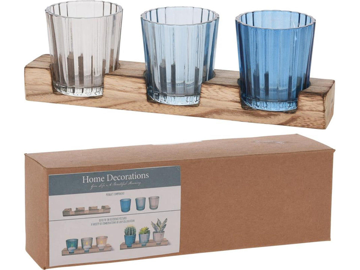 Set portacandele in stile domestico in vetro su ripiano in legno