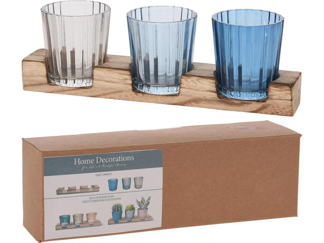 Set portacandele in stile domestico in vetro su ripiano in legno